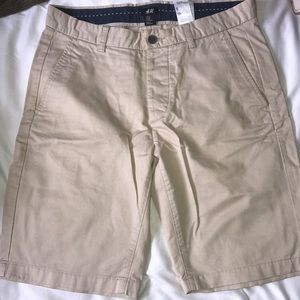 H&M khaki shorts.